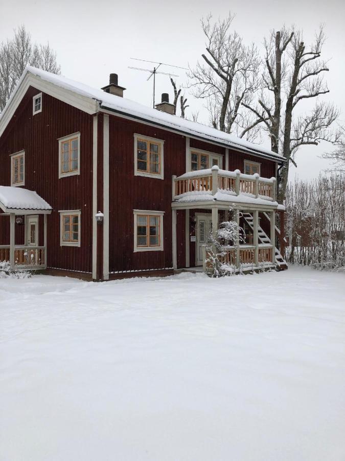 Hallagardens B&B Vintrosa Экстерьер фото