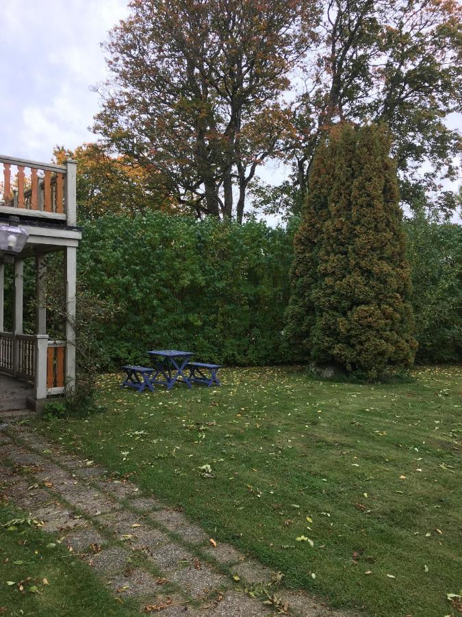 Hallagardens B&B Vintrosa Экстерьер фото