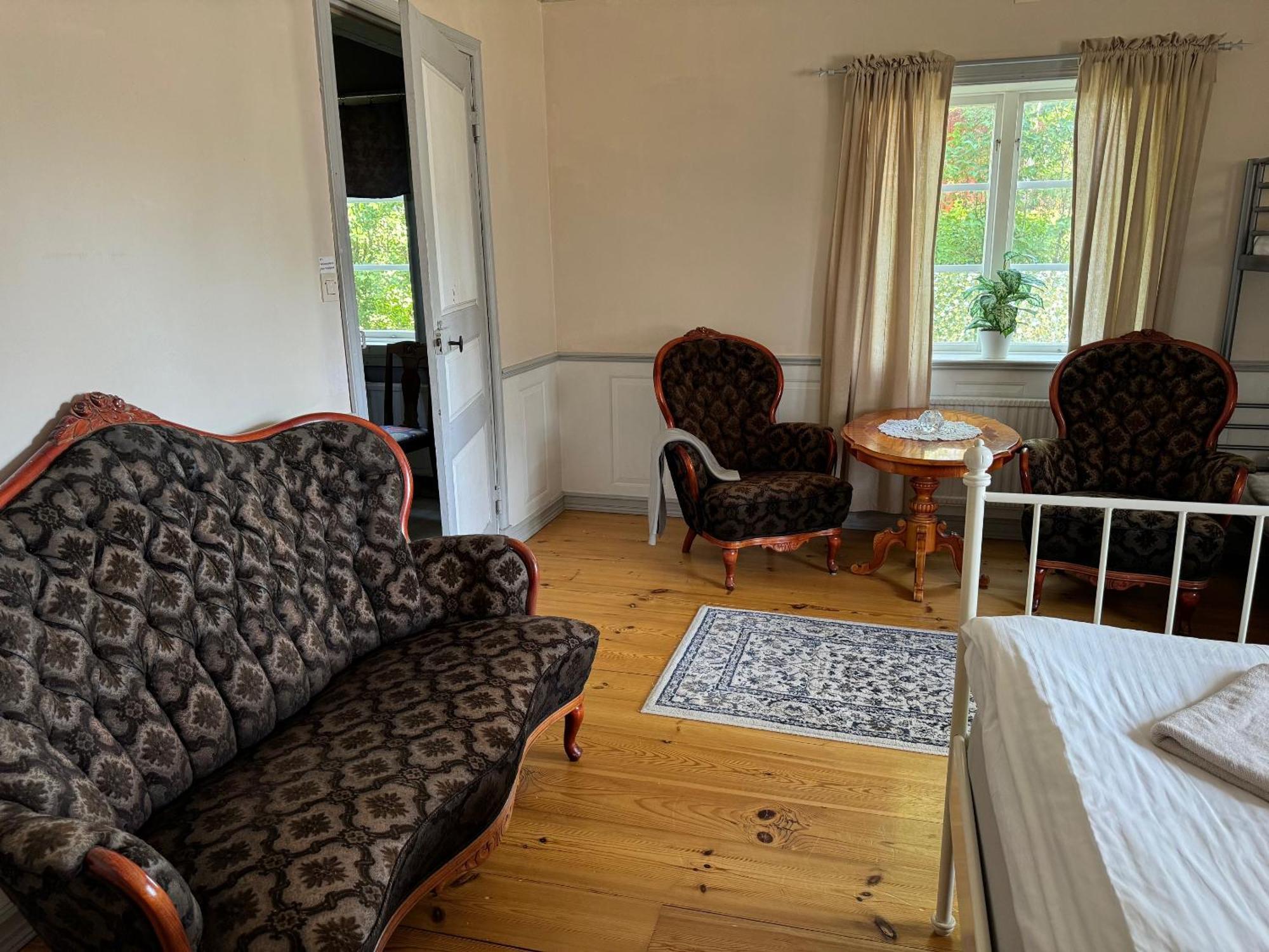 Hallagardens B&B Vintrosa Экстерьер фото